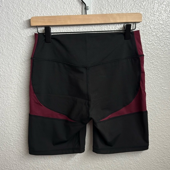 Black and Red Bike Shorts with Elastic Waistband - Picture 2 of 5